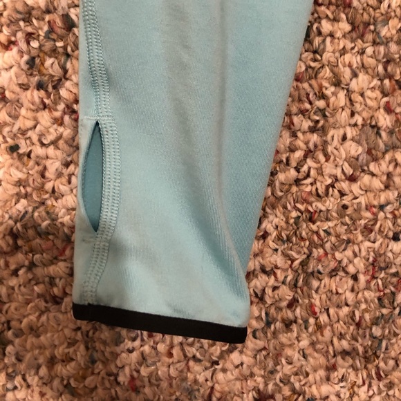 Nike Pro Blue Pullover - Picture 6 of 6